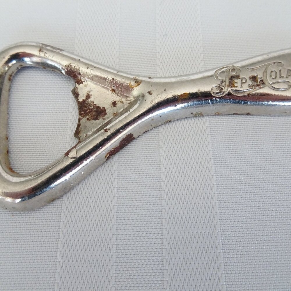 Vintage PEPSI-COLA Metal Church Key bottle opener. Length‎ 3"